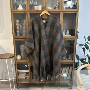 Vintage 100% Wool Plaid Poncho Cape